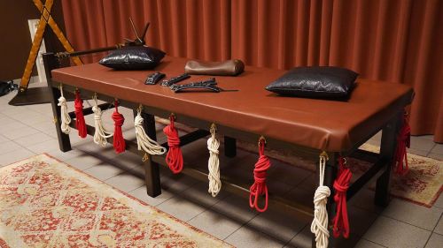 Leder- und Bondage Zimmer - Photo Nr. 3